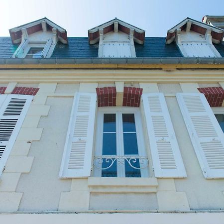 Villa Clarisse Deauville Buitenkant foto